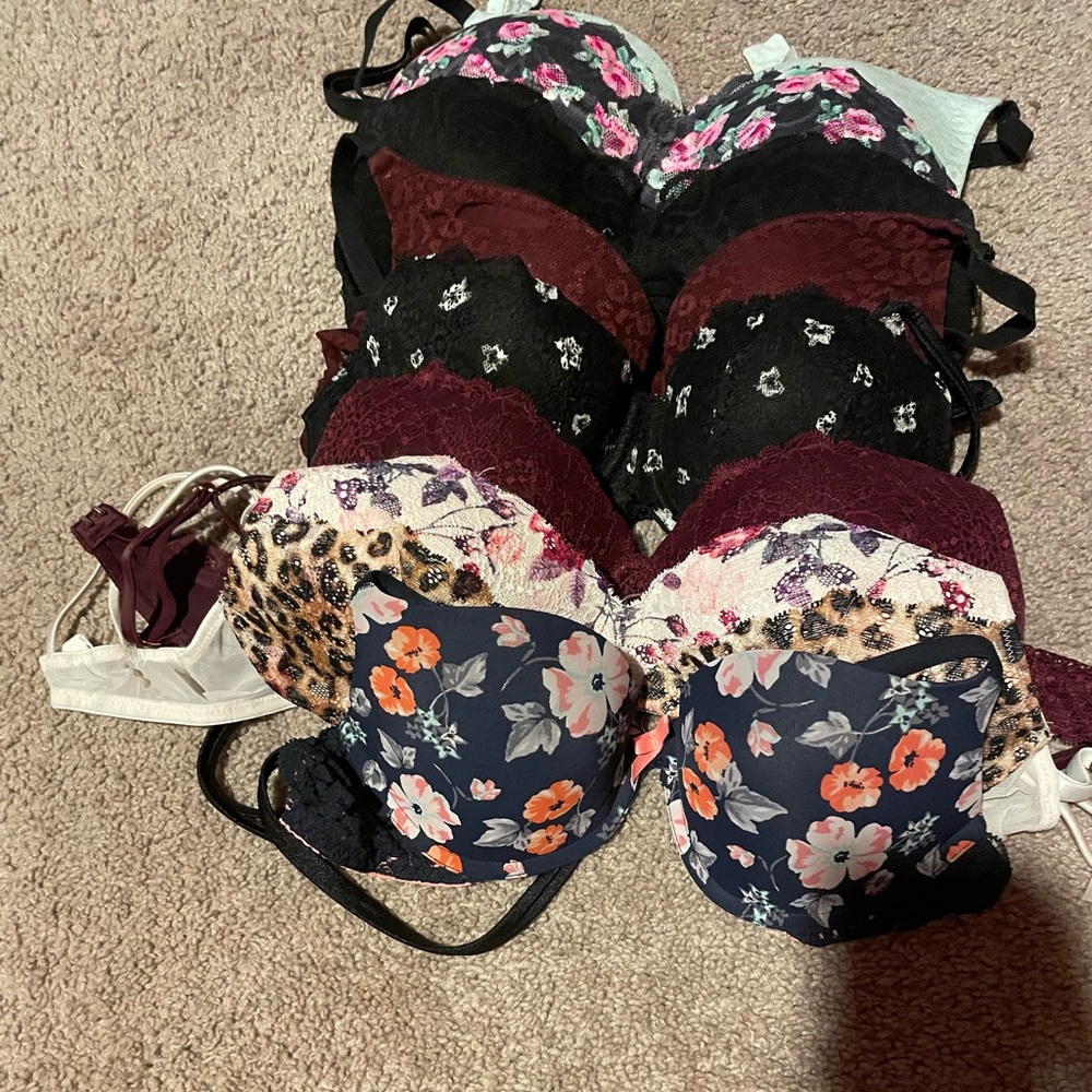 8 Victoria secret pink push bras